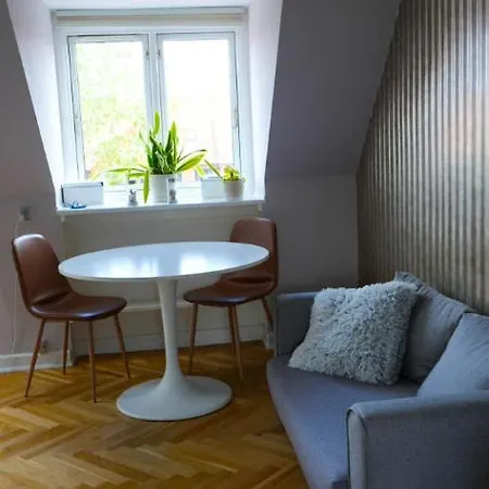 Cosy In Residential Part Of Copenhagen, With Free Street Parking And Shared Bathroom Copenhagen